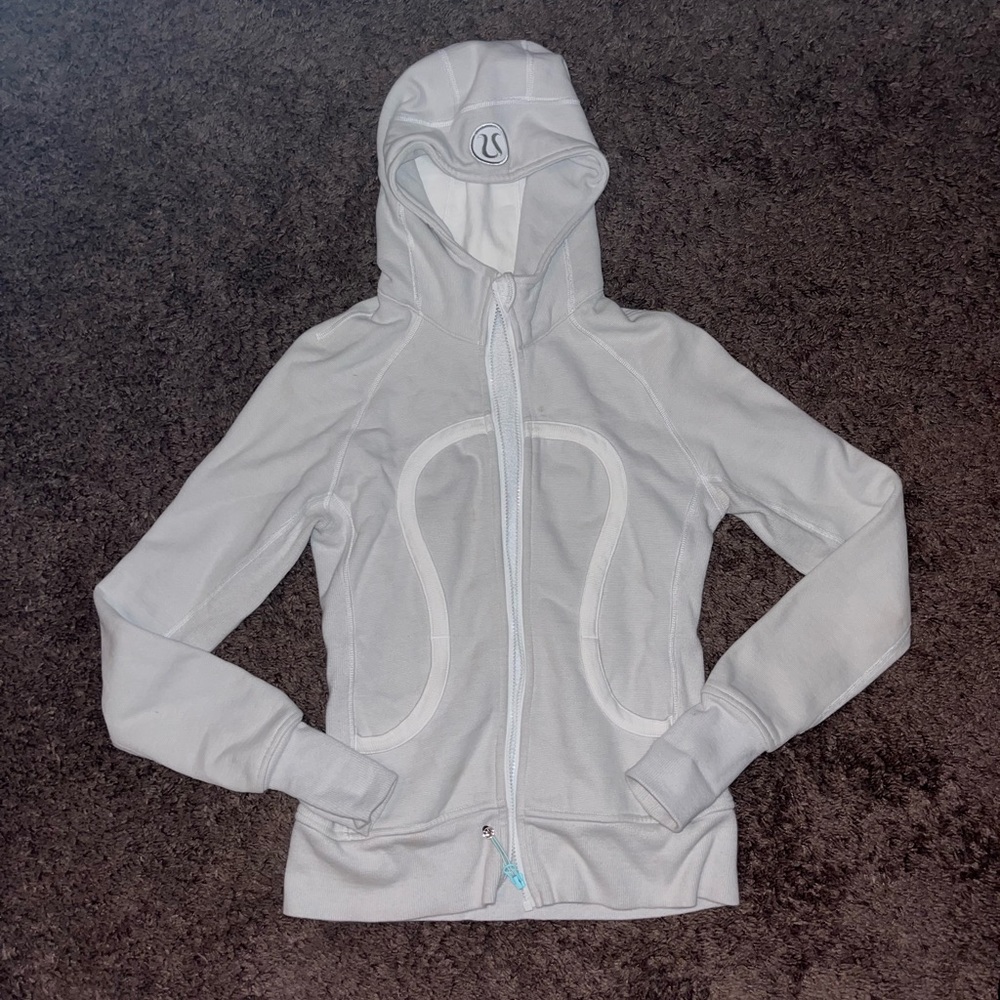 White lululemon jacket